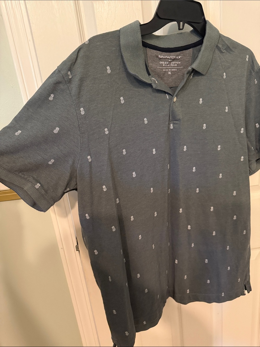Banana Republic Men’s Teal Green Polo with Pineapple Micro Print - Picture 3 of 6